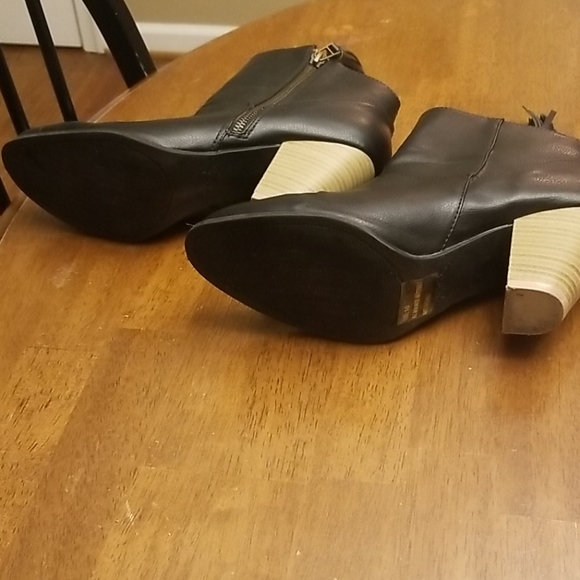 Black ankle boots - Picture 8 of 8